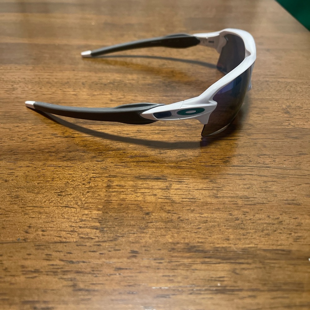 Oakley Sunglasses - Picture 2 of 4